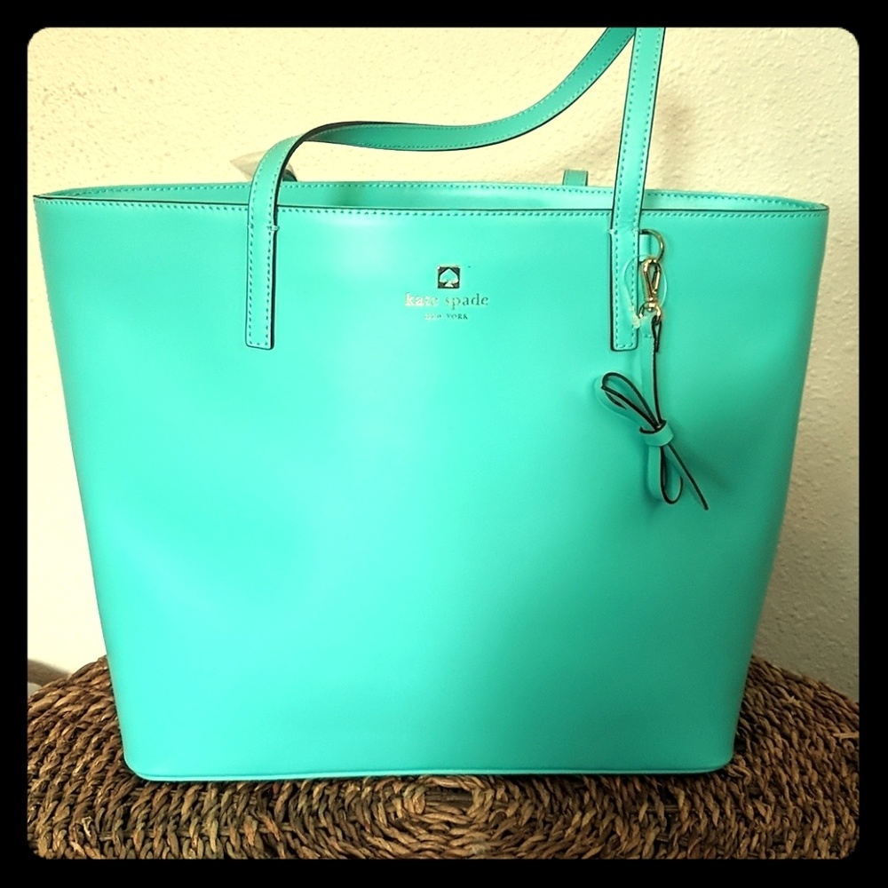 NWT Kate Spade | Sawyer Street tote |  - Fresh air